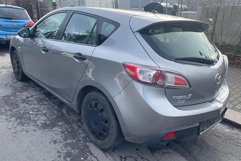 Gebraucht Mazda 3 105 PS (77 kW) 2009 Grau Limousine
