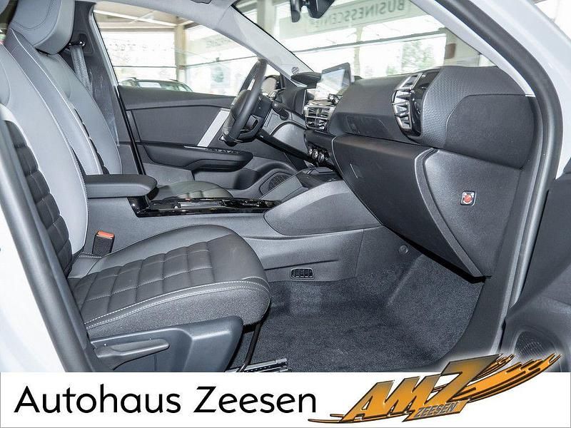 Neu Citroën C4 145 PS (106 kW) 2026 Okenit weiß (metallic) SUV