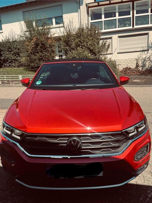 Gebraucht VW T-Roc Cabriolet Active 150 PS (110 kW) 2021 Rot Cabrio