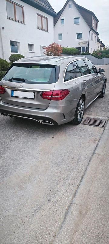 Gebraucht Mercedes C300 AMG 245 PS (180 kW) 2019 Andere farben Kombi