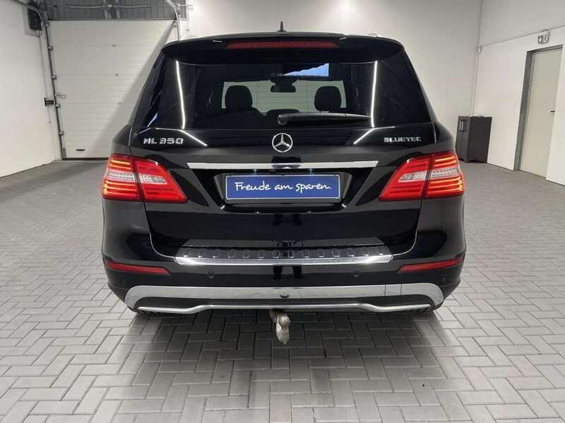 Gebraucht Mercedes ML350 258 PS (189 kW) 2014 Schwarz (schwarz) SUV
