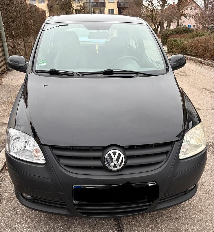 Second-hand VW Fox 55 CP (40 kW) 2010 Negru Hatchback
