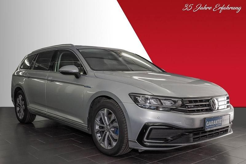 Gebraucht VW Passat GTE 156 PS (114 kW) 2020 Reflexsilber Kombi