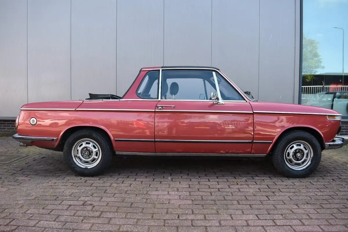 Gebraucht BMW 2002 101 PS (74 kW) 1973 Rot Limousine