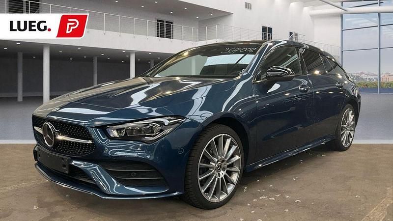 Blau Gebraucht 2022 Mercedes CLA250e Shooting Brake AMG Kombi | 28.890 € (Fairer Preis) - Bild 1/3
