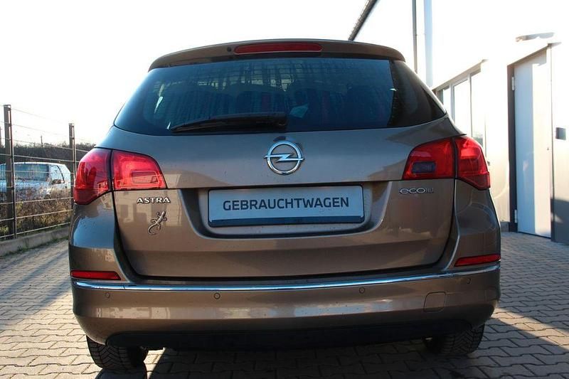 Gebraucht Opel Astra 120 PS (88 kW) 2012 Braun Kombi