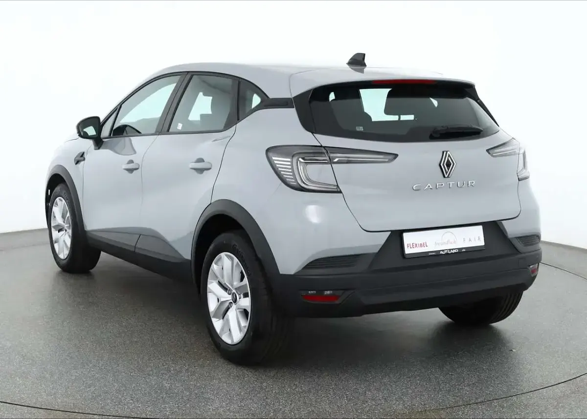 Neu Renault Captur 91 PS (66 kW) 2026 Rafalegraumet. SUV