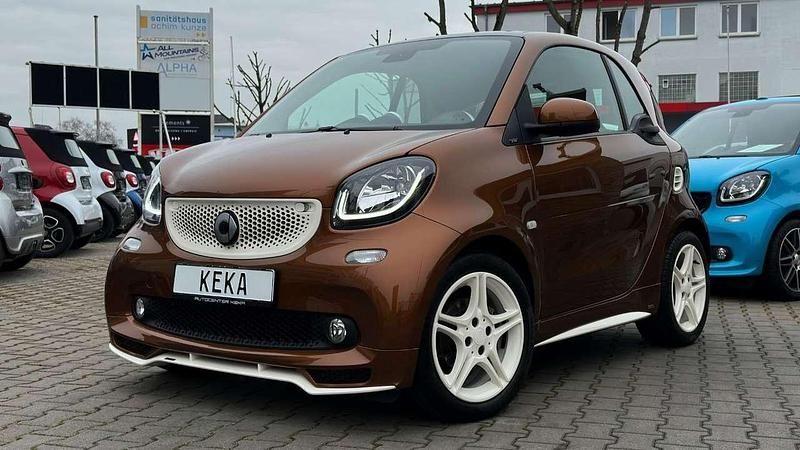 Ipanema braun & creme weiß Gebraucht 2015 Smart ForTwo Coupé Brabus Coupé | 13.990 € (Teuer) - Bild 1/4