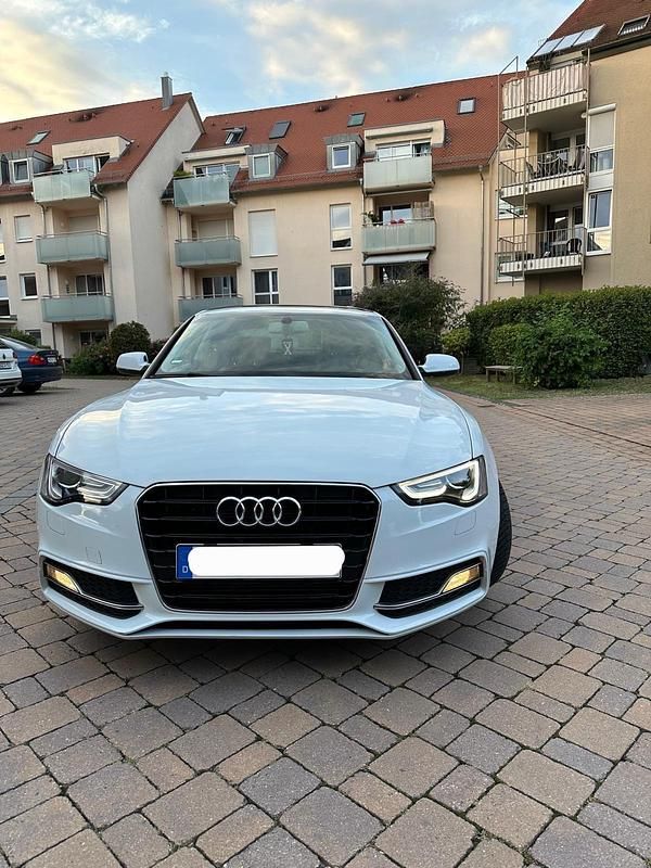 Weiß Gebraucht 2014 Audi A5 S-Line Coupé | 15.000 € (Fairer Preis) - Bild 1/4