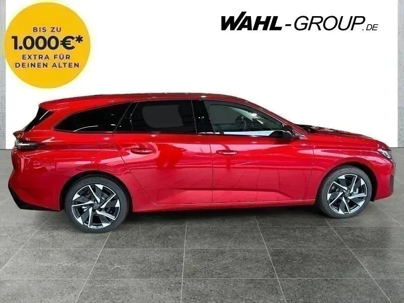 Neu Peugeot 308 Allure 136 PS (100 kW) 2025 Rot Kombi