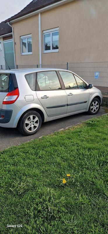 Gebraucht Renault Mégane II 111 PS (81 kW) 2005 Silber Limousine