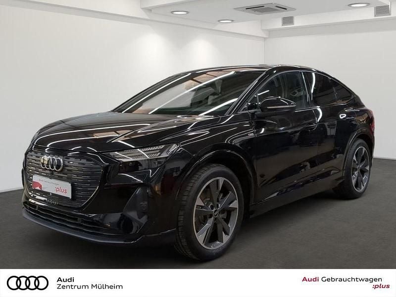 Mythosschwarz metallic Gebraucht 2022 Audi Q4 Sportback e-tron Ambiente SUV | 31.850 € (Superpreis) - Bild 1/3