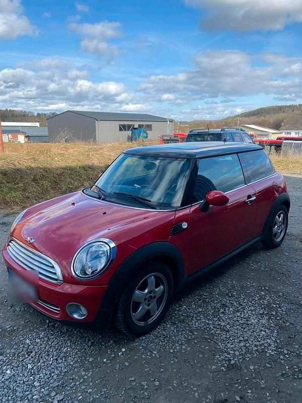 Gebraucht Mini ONE 95 PS (69 kW) 2009 Rot Kleinwagen