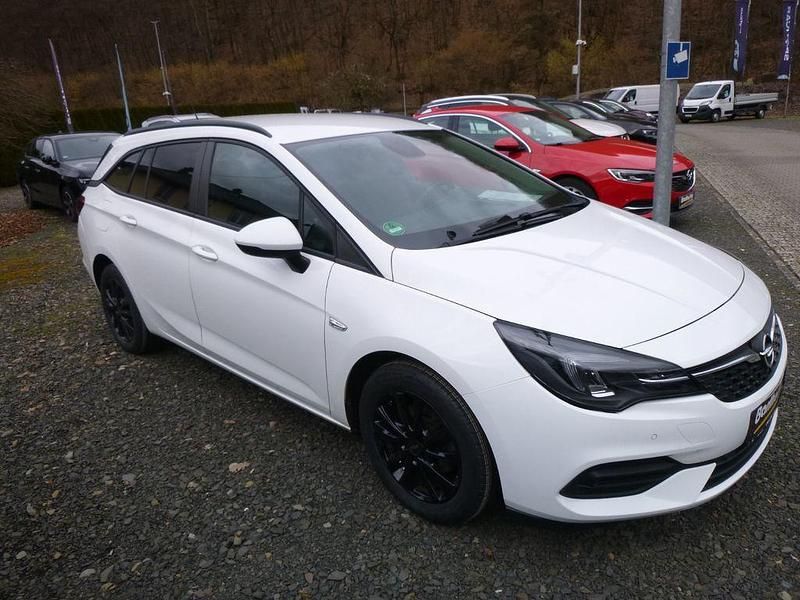 Gebraucht Opel Astra Edition 110 PS (80 kW) 2020 Weiß Kombi