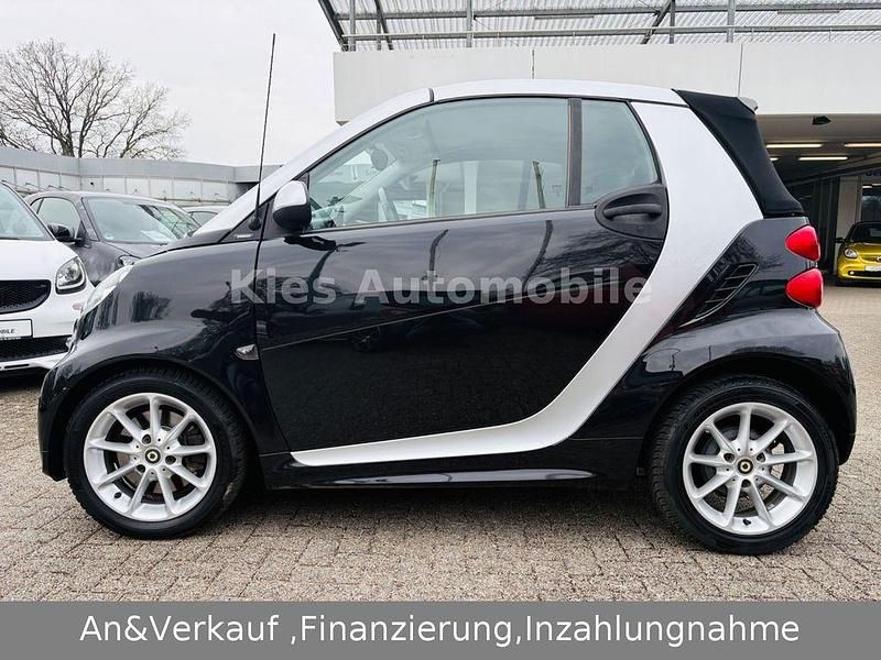 Gebraucht Smart ForTwo Cabrio Passion 71 PS (52 kW) 2013 Schwarz Cabrio