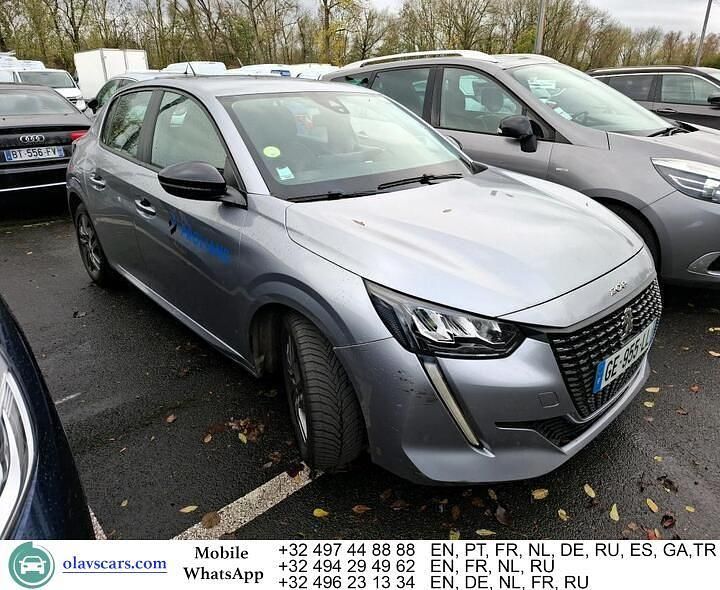 Gebraucht Peugeot 208 Active 99 PS (72 kW) 2022 Silber Kleinwagen