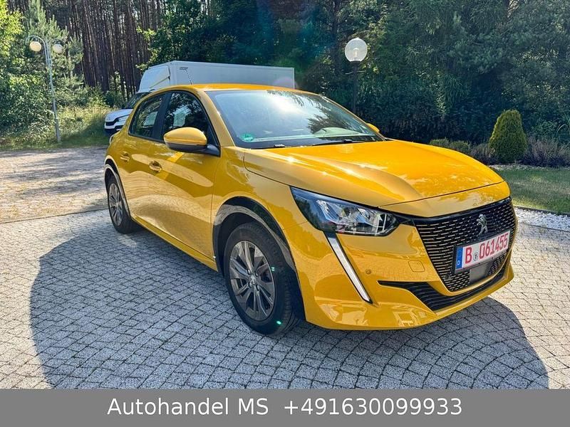 Gebraucht Peugeot e-208 Active 100 kW (136 PS) 2021 Gelb Kleinwagen