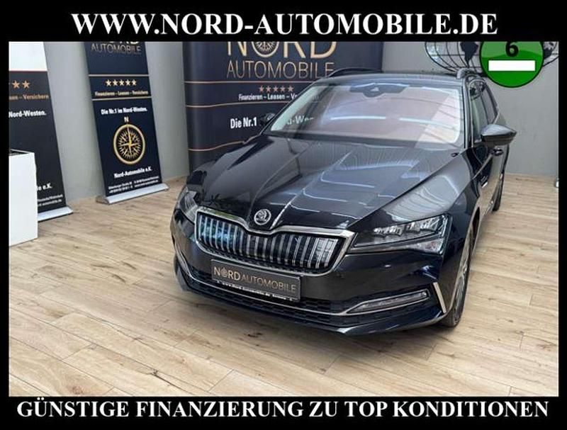 Schwarz Gebraucht 2021 Skoda Superb Ambition Kombi | 17.990 € (Superpreis) - Bild 1/3