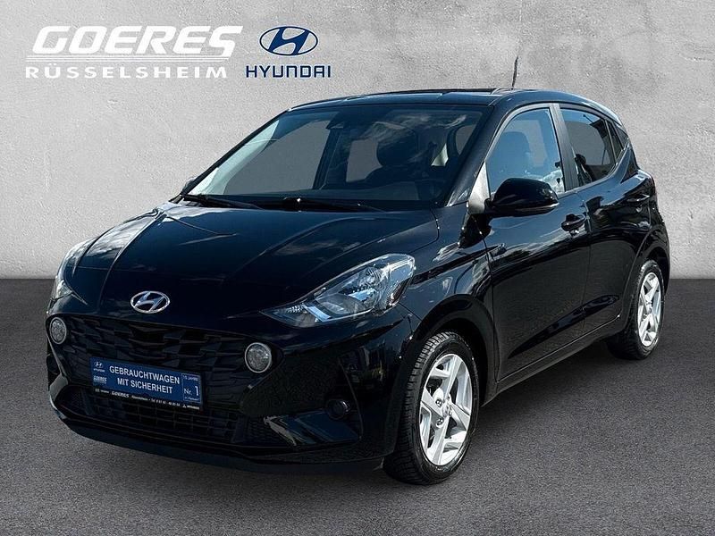 Schwarz Gebraucht 2022 Hyundai i10 Kleinwagen | 13.870 € (Etwas zu teuer) - Bild 1/4