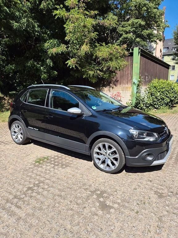Schwarz Gebraucht 2014 VW Polo Cross Kleinwagen | 7.500 € (Guter Preis) - Bild 1/4