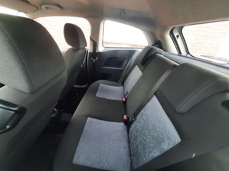 Gebraucht Ford Fiesta 80 PS (58 kW) 2007 Silber Kleinwagen