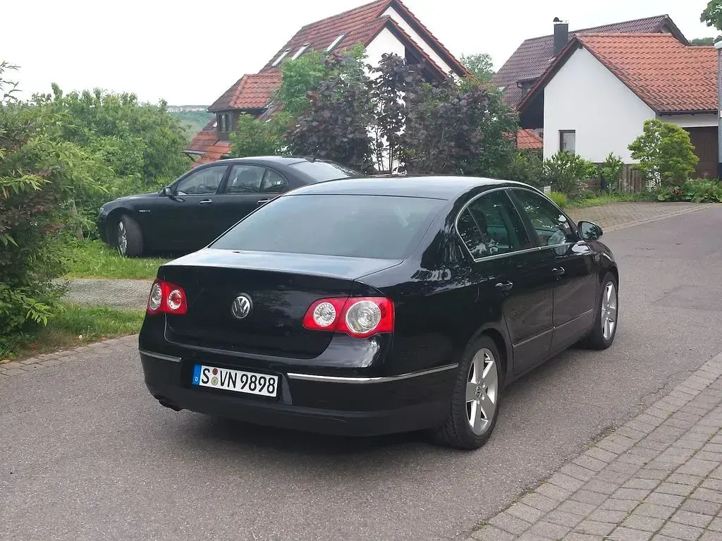 Gebraucht VW Passat Highline 140 PS (102 kW) 2007 Schwarz Limousine