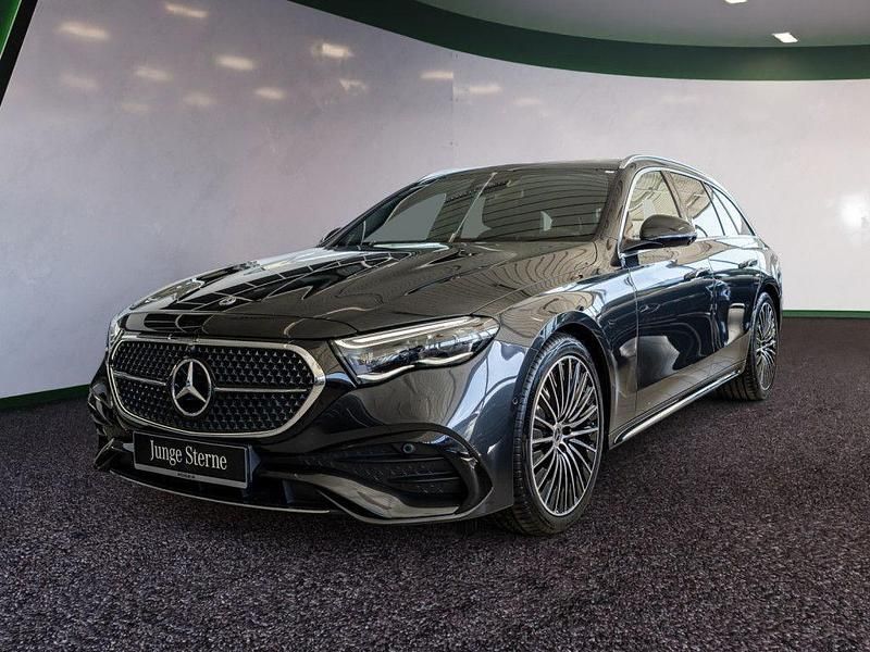 Gebraucht Mercedes E200 Advanced Plus 204 PS (150 kW) 2023 Grau / graphitgrau Kombi