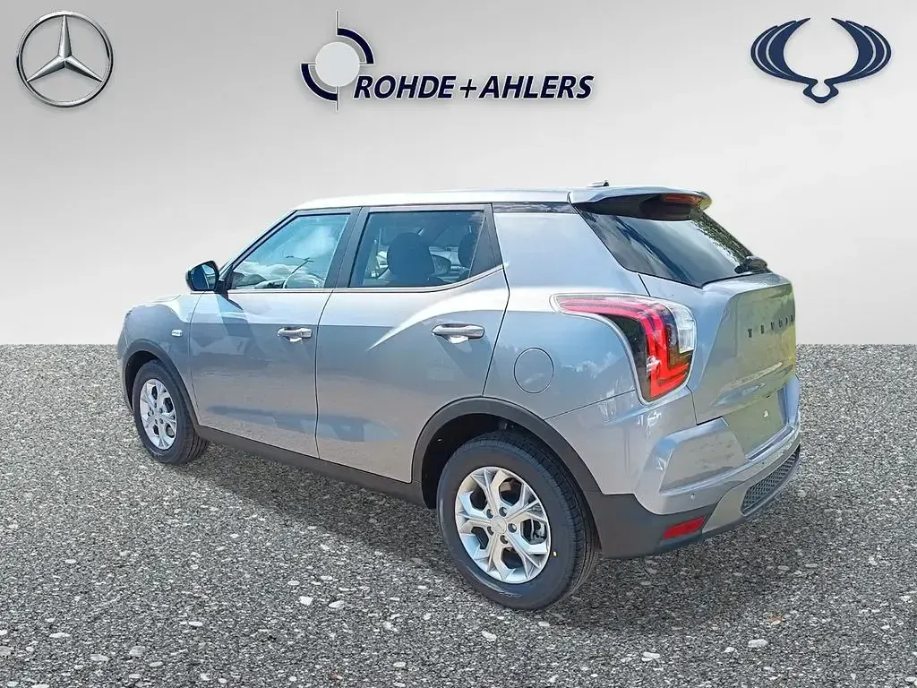 Gebraucht KGM Tivoli 163 PS (119 kW) 2026 Silber SUV