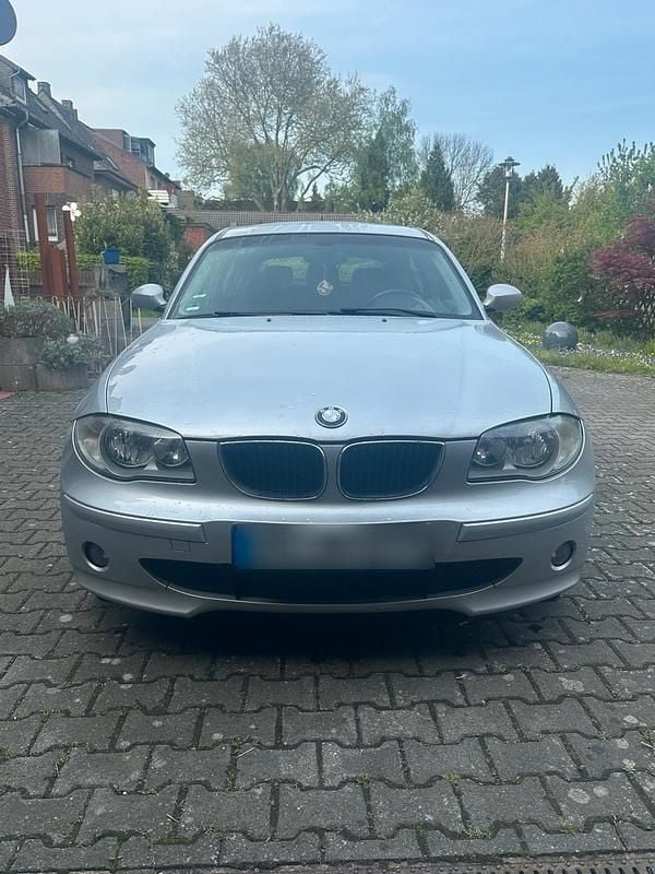Silber Gebraucht 2005 BMW 116 Kleinwagen | 1.150 € (Guter Preis) - Bild 1/4