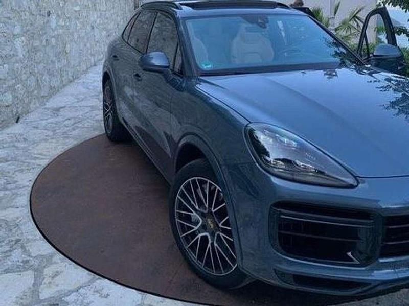 Gebraucht Porsche Cayenne Turbo 549 PS (403 kW) 2018 Blau SUV