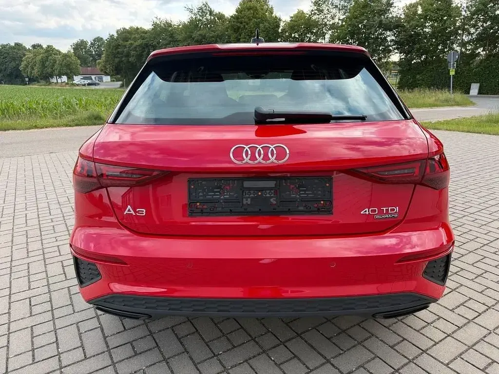 Gebraucht Audi A3 S-Line 200 PS (147 kW) 2021 Rot Limousine