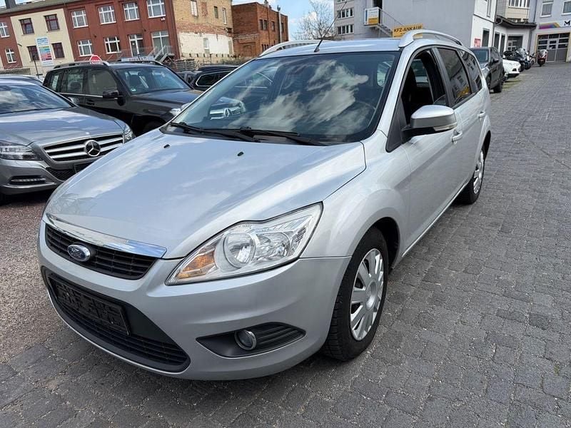 Usata Ford Focus Style 101 CV (74 kW) 2008 Argento Berlina