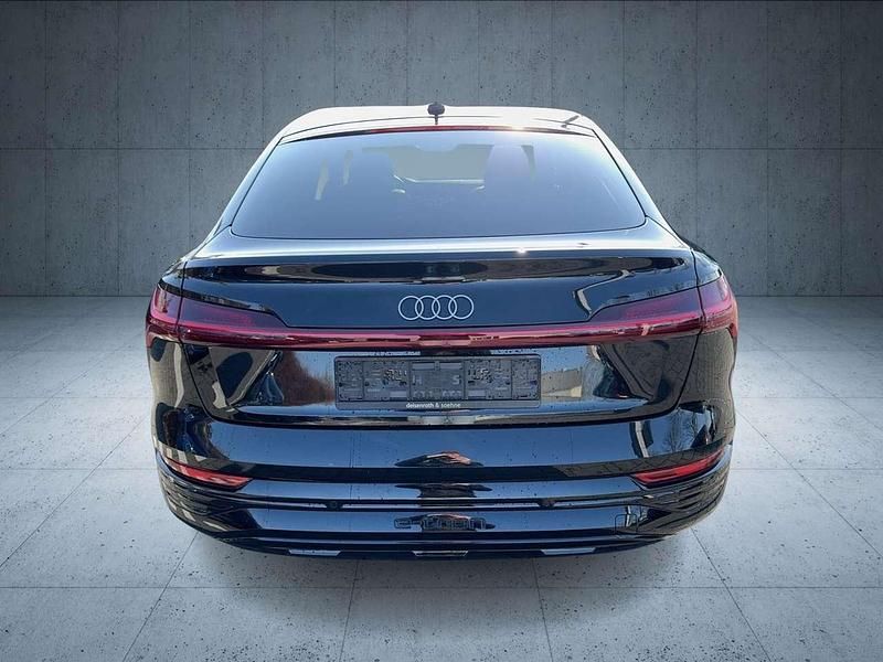 Gebraucht Audi Q8 e-tron Advanced Plus 250 kW (340 PS) 2023 Mythosschwarz metallic SUV