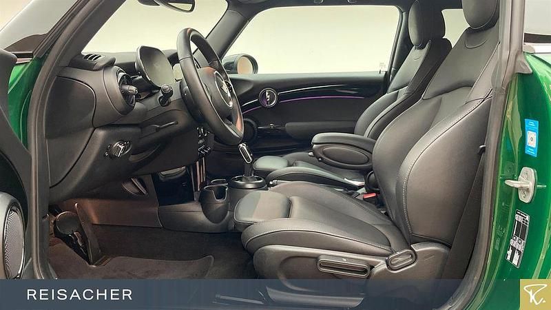 Gebraucht Mini Cooper Classic 136 PS (100 kW) 2023 Grün Kleinwagen