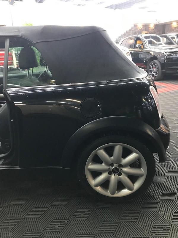 Gebraucht Mini Cooper Cabriolet 116 PS (85 kW) 2007 Schwarz Cabrio