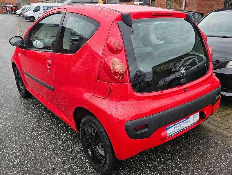 Gebraucht Peugeot 107 Filou 68 PS (50 kW) 2008 Rot Kleinwagen