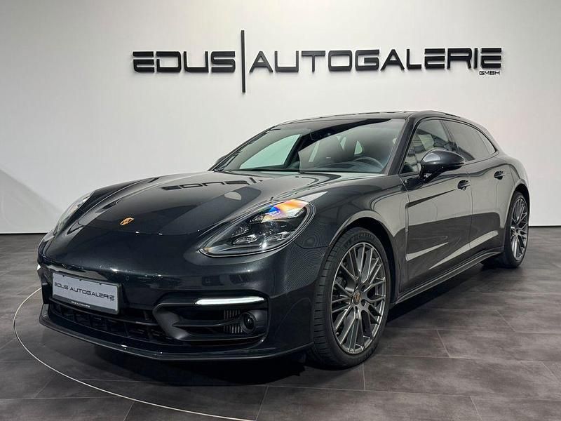 Grau Gebraucht 2022 Porsche Panamera Platinum Edition Limousine | 75.900 € (Fairer Preis) - Bild 1/4