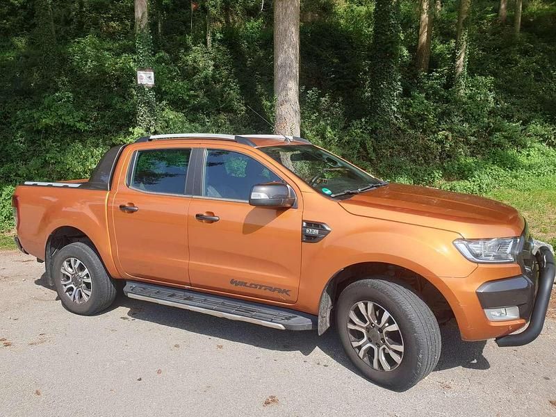 Gebraucht Ford Ranger Wildtrack 200 PS (147 kW) 2019 Orange Pickup