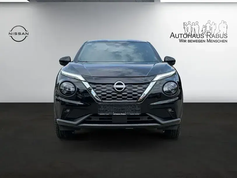 Second-hand Nissan Juke N-Connecta 143 CP (105 kW) 2024 Negru SUV