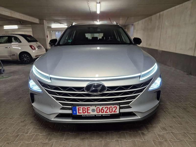 Gebraucht Hyundai Nexo Basis 163 PS (119 kW) 2019 Cocoon silver / met SUV