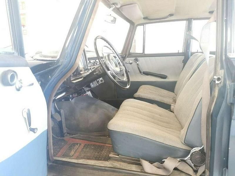 Gebraucht Mercedes 190 90 PS (66 kW) 1962 Blau Limousine