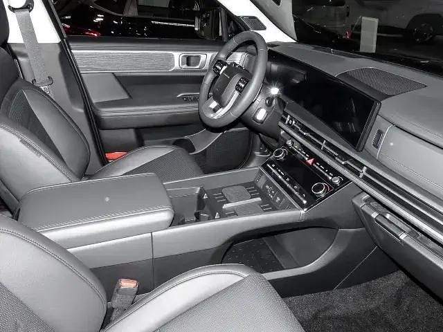 Gebraucht Hyundai Santa Fe Intro Edition 215 PS (158 kW) 2025 Abyss black SUV