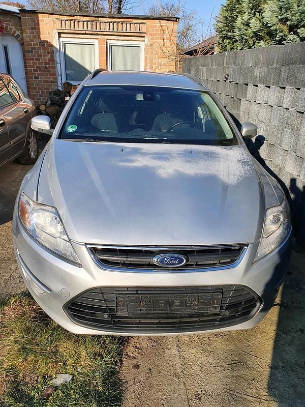 Gebraucht Ford Mondeo 2012 Silber Kombi