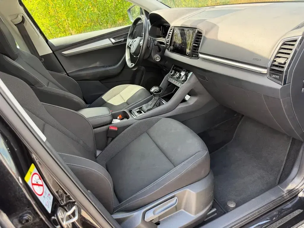 Gebraucht Skoda Karoq 116 PS (85 kW) 2022 Schwarz SUV