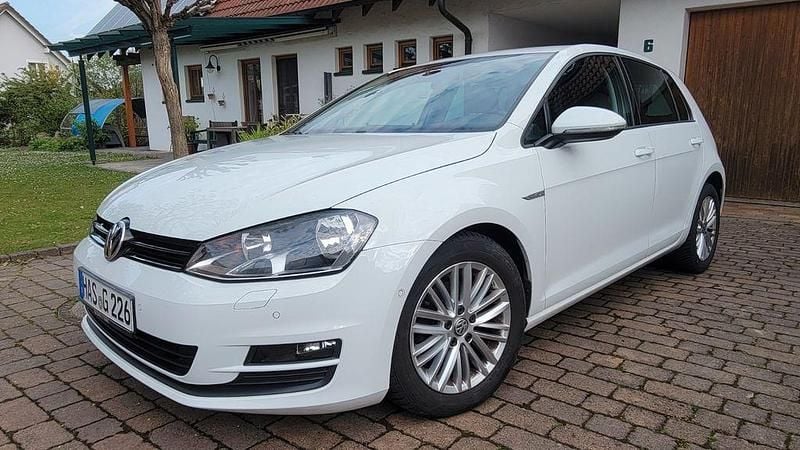Gebraucht VW Golf VII Cup 110 PS (80 kW) 2015 Weiß Limousine