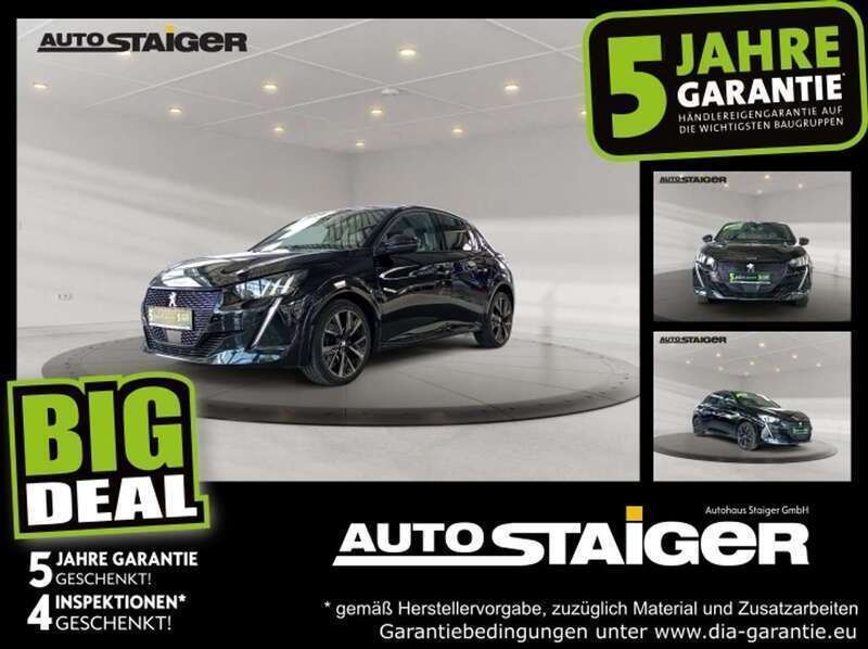 Lackierung schwarz perla nera/typ a Gebraucht 2021 Peugeot 208 GT Kleinwagen | 12.990 € (Superpreis) - Bild 1/4