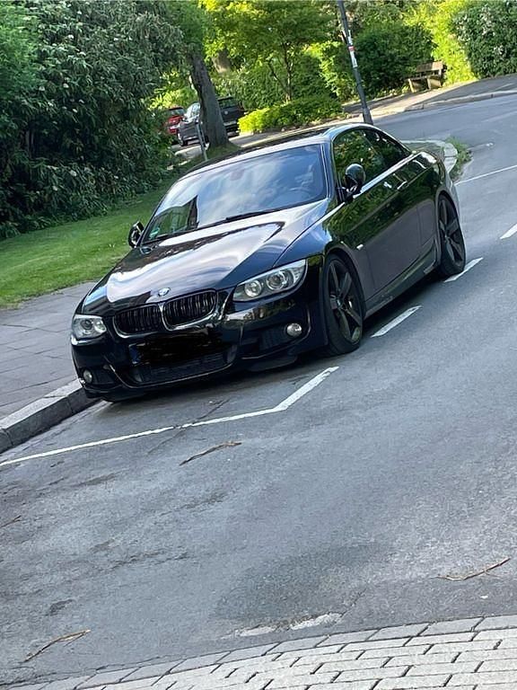 Gebraucht BMW 320 Cabriolet Performance 184 PS (135 kW) 2012 Schwarz Cabrio