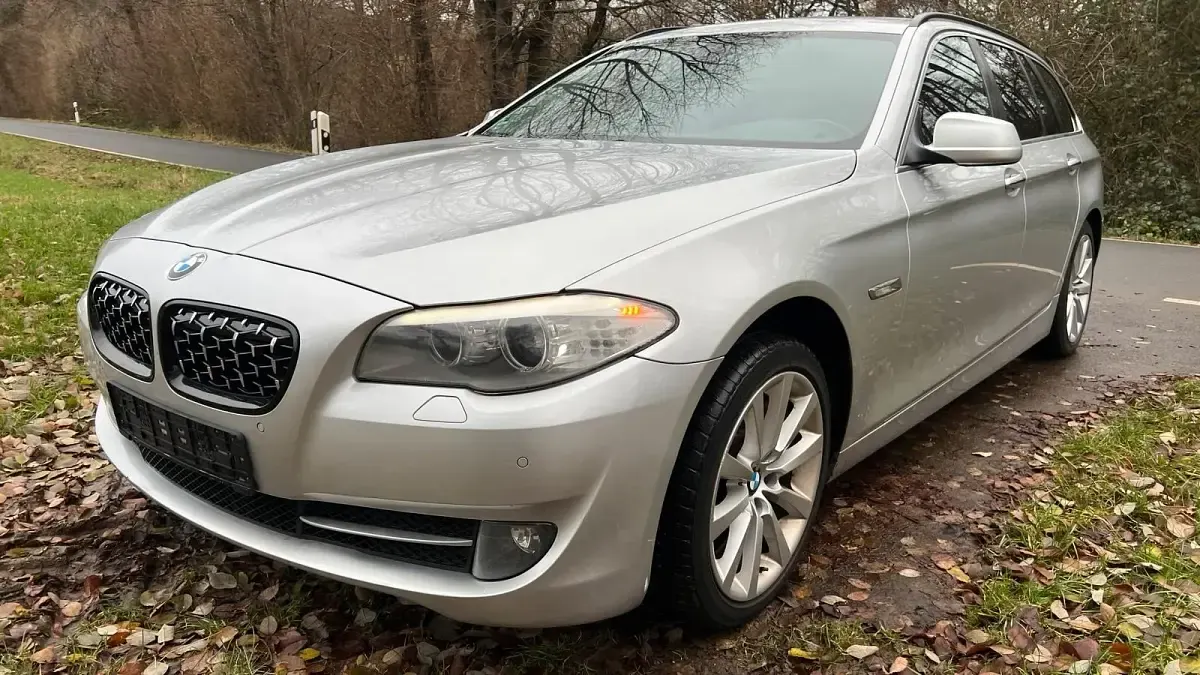 Gebraucht BMW 525 204 PS (150 kW) 2011 Silber Kombi