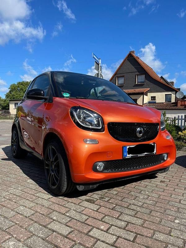 Orange Gebraucht 2016 Smart ForTwo Coupé Prime Kleinwagen | 11.200 € (Guter Preis) - Bild 1/4