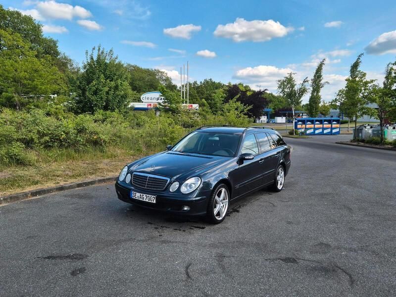 Schwarz Gebraucht 2005 Mercedes E220 Kombi | 6.550 € (Teuer) - Bild 1/4